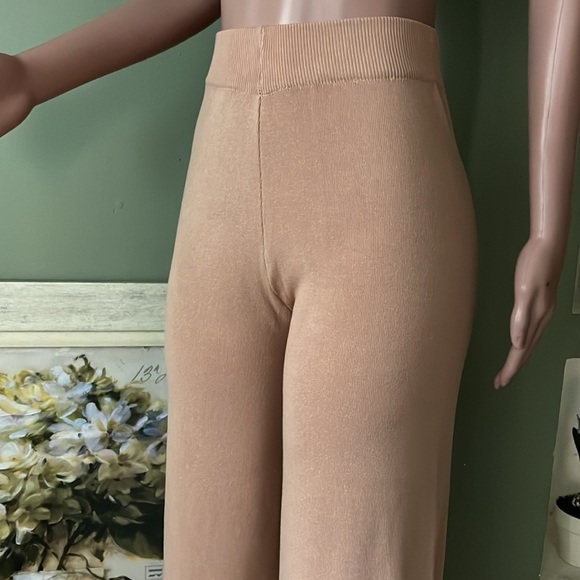 Rehab Lab  High Rise flare - Picture 3 of 8